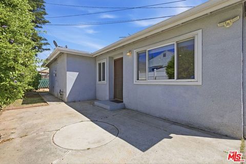 Photo of 2975 W. Avenue 33 Ave, Los Angeles, CA 90065 (MLS # 26668417)