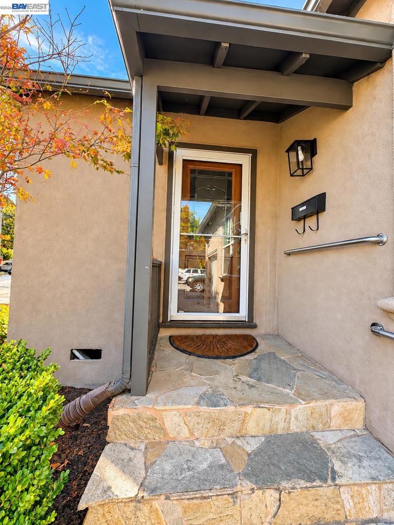 921 Hutchings Drive