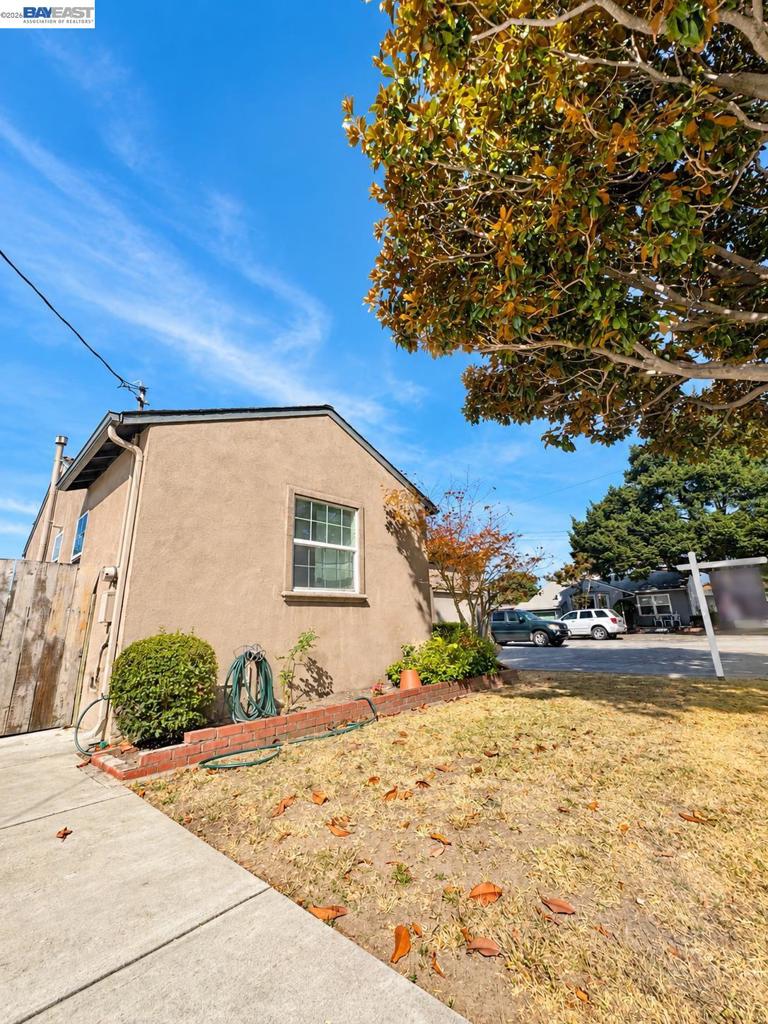 921 Hutchings Drive