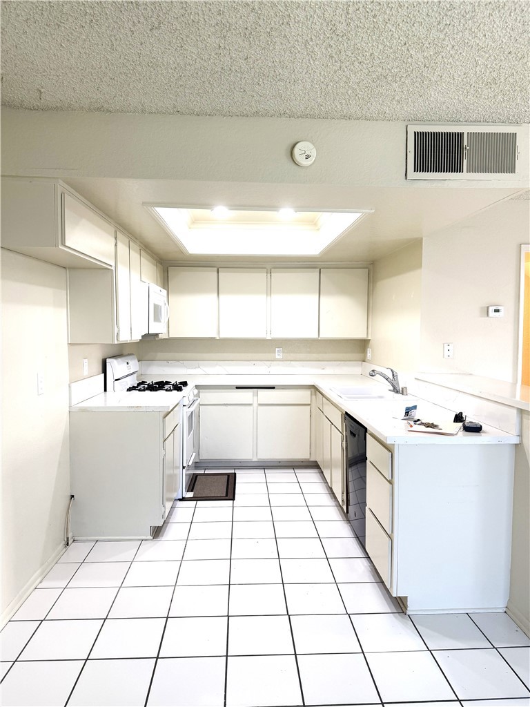 2511 Florida Street 1