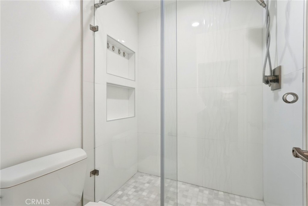 The Lakes (TLK) - Residential