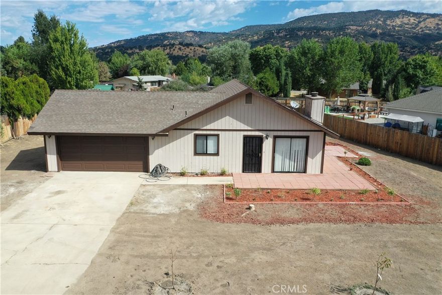 Welcome to this updated 3 bedroom 2 bath home in the golf course area of Bear Valley Springs--minutes from the lakes, pool, pickleball and tennis courts, this home has been freshly repainted both inside and out, updated kitchen with new appliances, new flooring, new bathrooms and so much more! Large lot allows for RV parking, freshly landscaped in front, this home is ready for new owners!