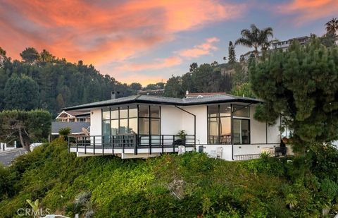 Photo of 29865 Knoll View Dr, Rancho Palos Verdes, CA 90275 (MLS # PV25263768)