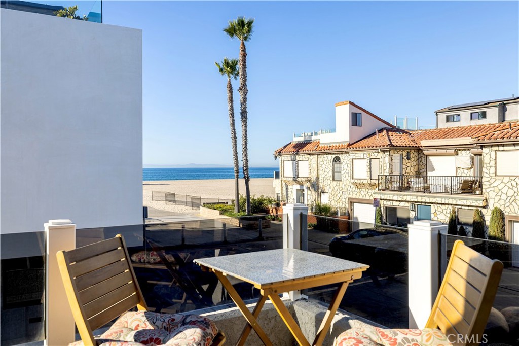 6711 Seashore Drive