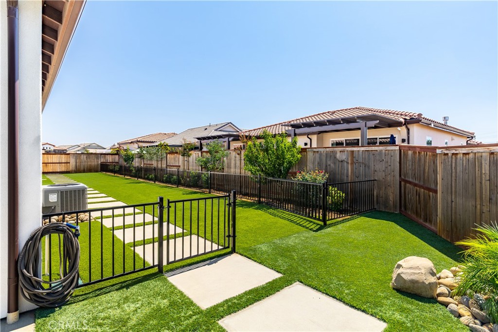 Vintage - Residential