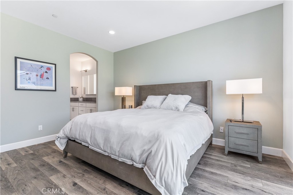 Vintage - Residential