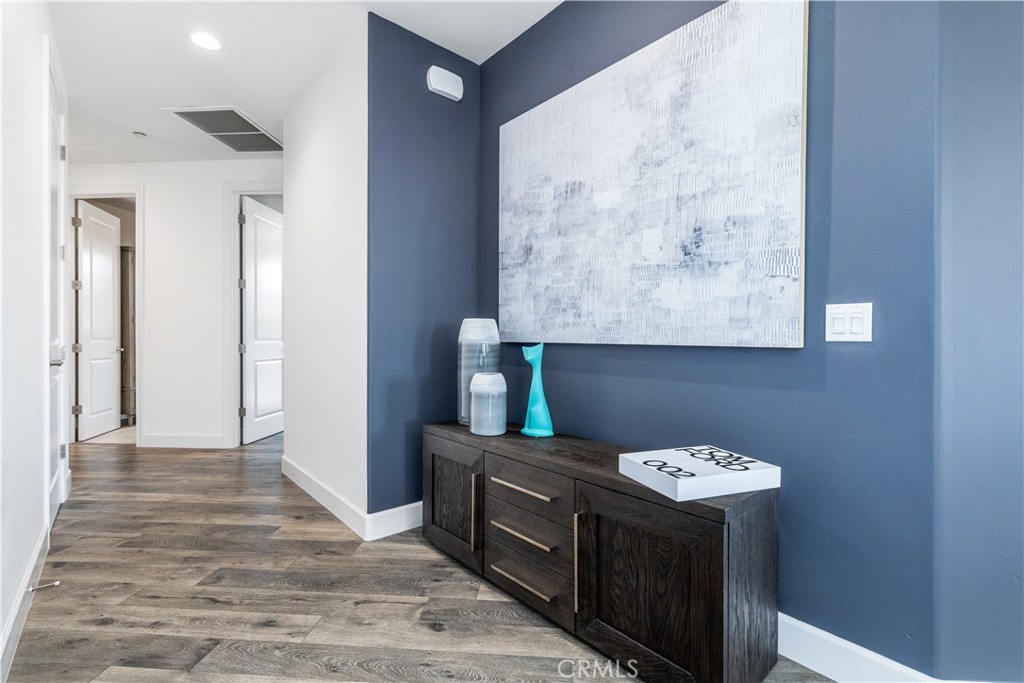 Vintage - Residential