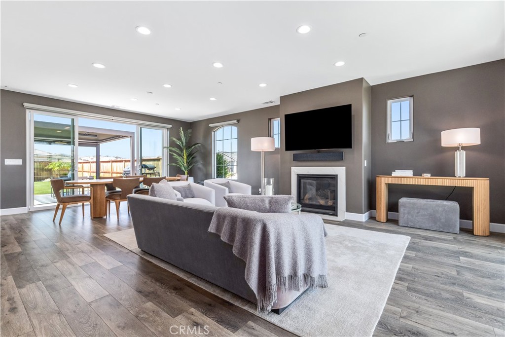 Vintage - Residential