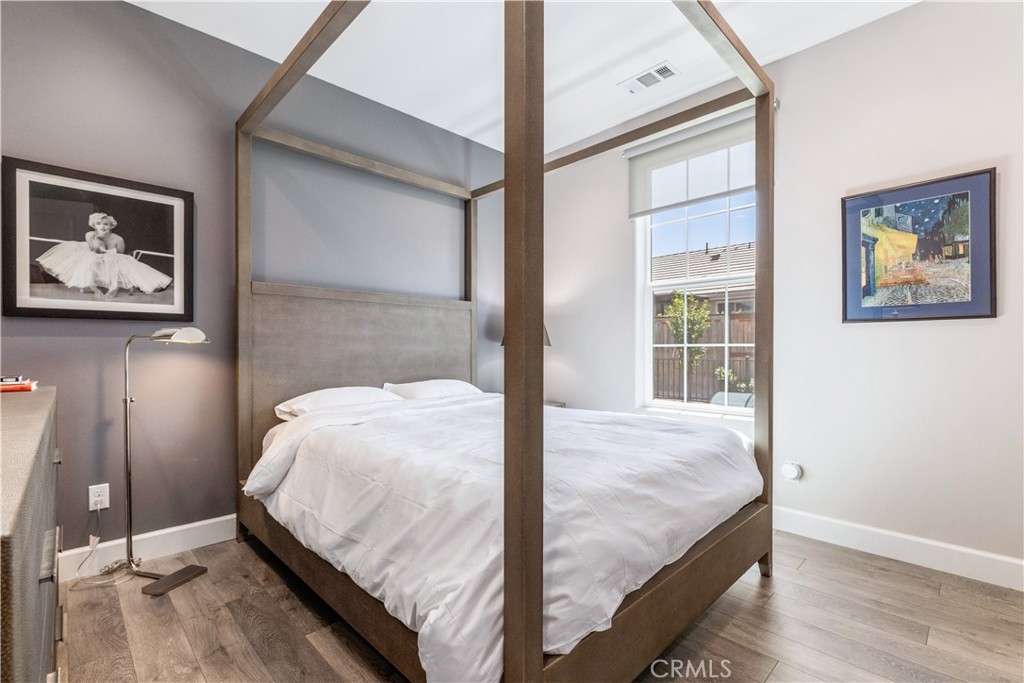 Vintage - Residential