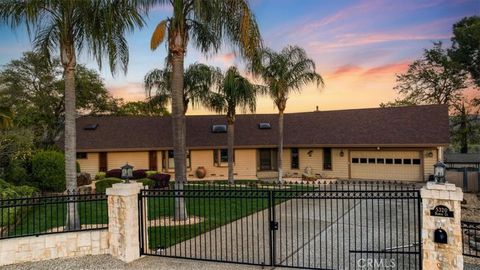 Photo of 5320 Blinzig Court, Oroville, CA 95966 (MLS # OR26051972)