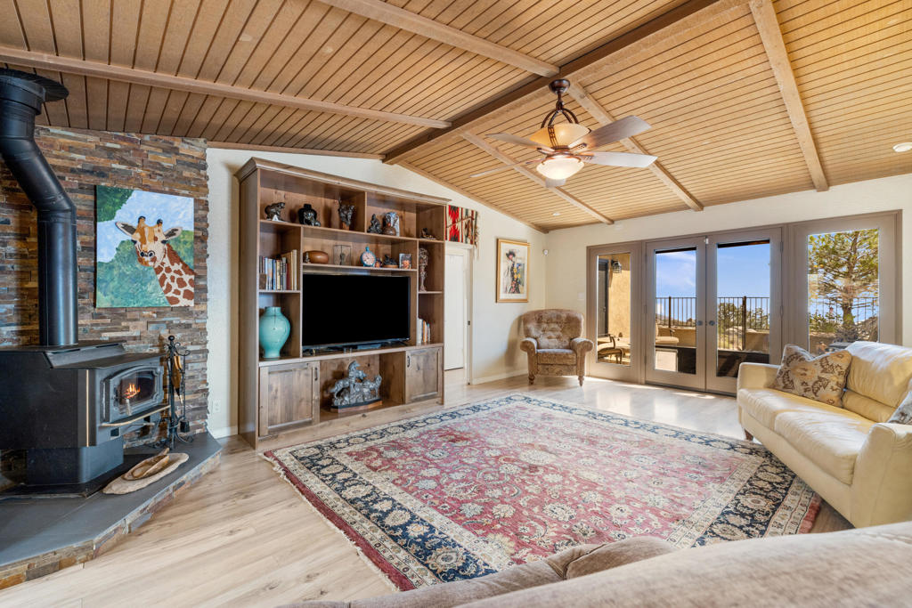 Pinyon Crest - Residential