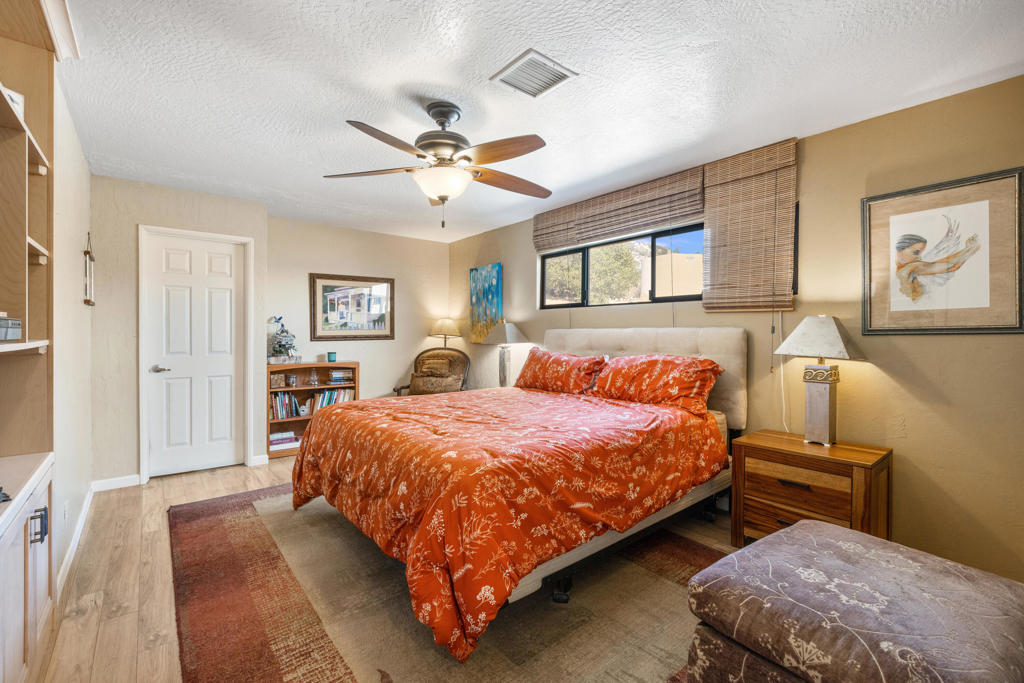 Pinyon Crest - Residential