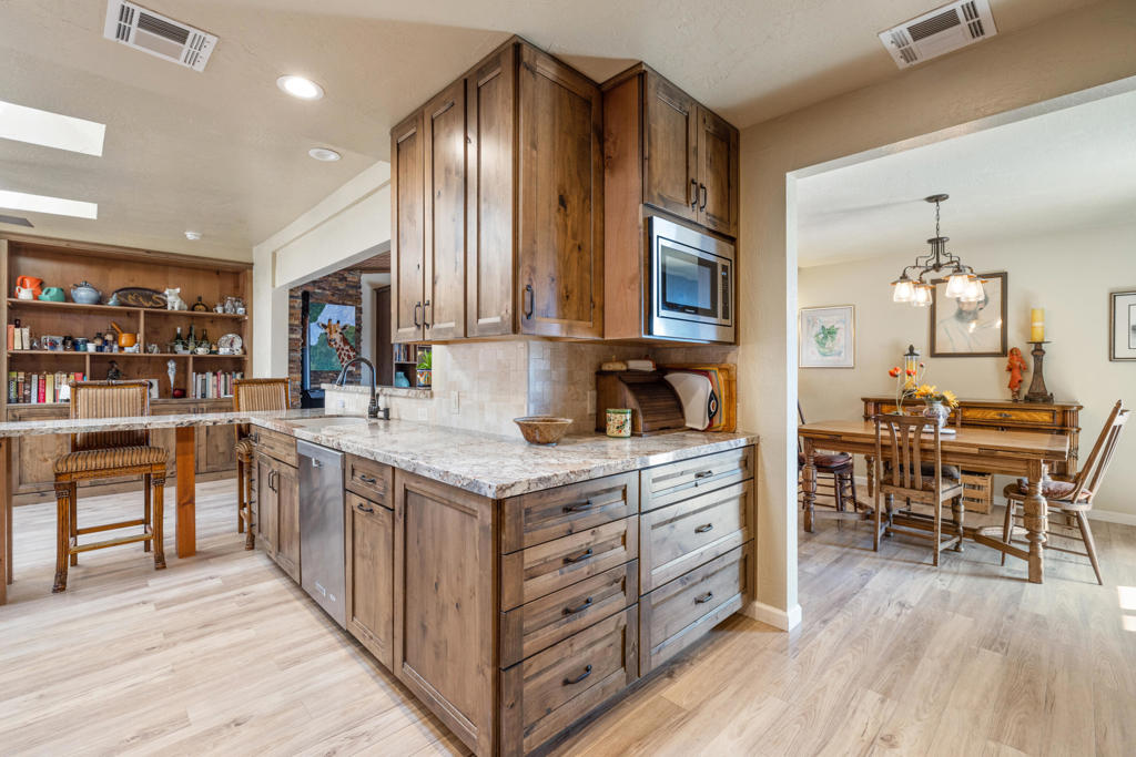 Pinyon Crest - Residential