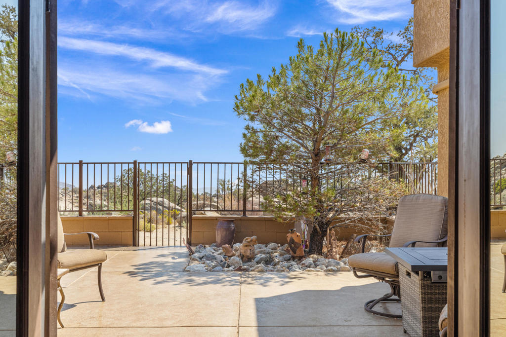 Pinyon Crest - Residential
