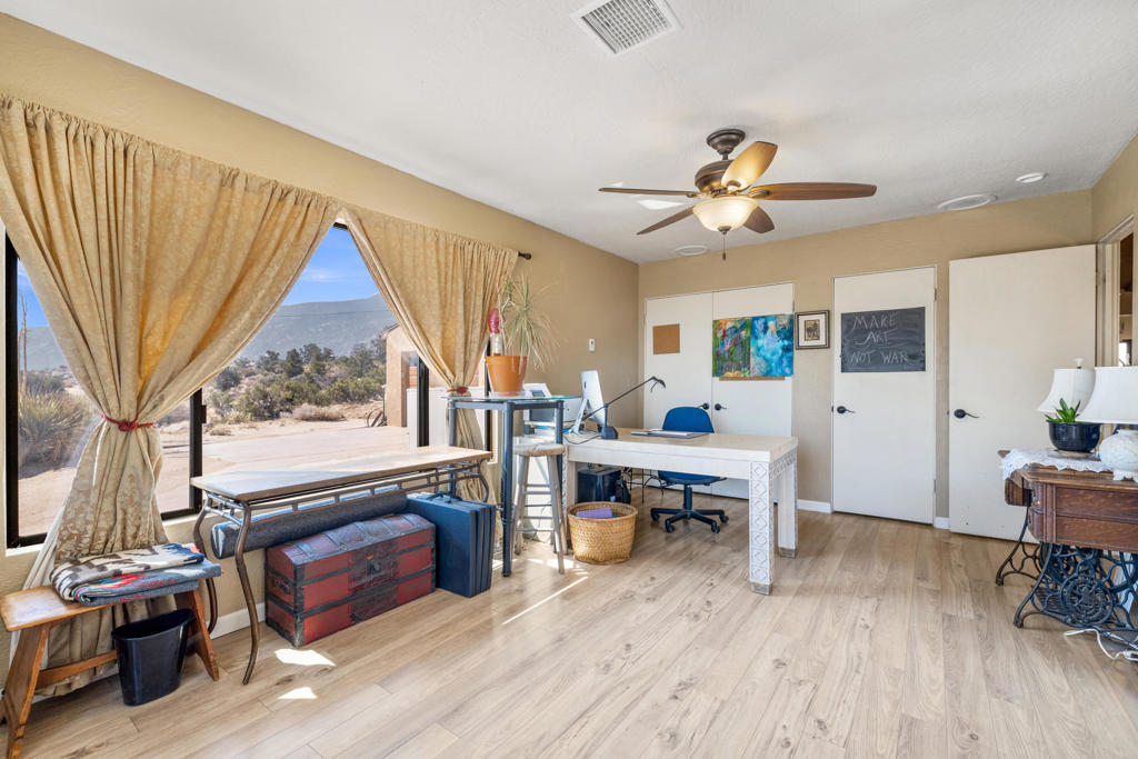 Pinyon Crest - Residential