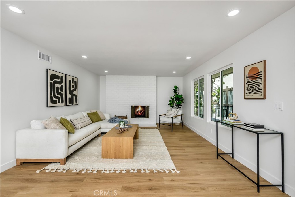 15506 Williams Street A52