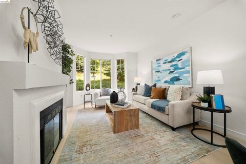 Photo of 320 Caldecott Ln #116, Oakland, CA 94618 (MLS # 41133777)