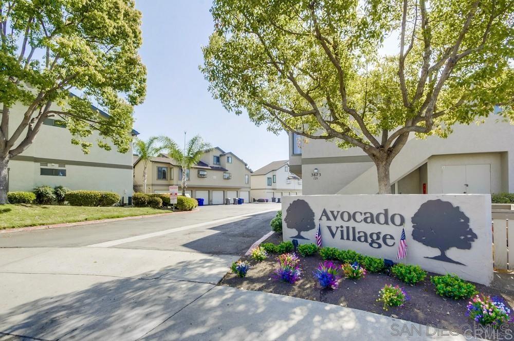3637 Avocado Village Ct CT