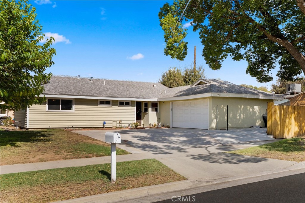 At a corner lot behind the shadow of beautiful trees sits one of the coziest single-story homes. This masterpiece boats 4
bedrooms, 2 baths, a living room with a fireplace, a family room, a dining room along with the kitchen. In addition, it has a large storage shed in the backyard with ample space to park/store a boat, medium size RV or extra vehicles. This refine piece of art is in closed proximity to freeways, shopping centers, parks and so much more, come see it in person.