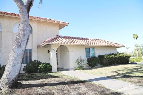 Photo of 73167 Alice Marble Lane, Palm Desert, CA 92260 (MLS # 219133558DA) Photo of 73167 Alice Marble Lane, Palm Desert, CA 92260 (MLS # 219133558DA)