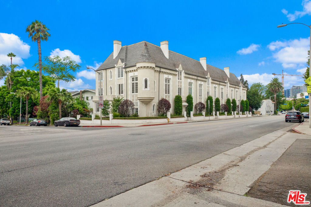 Lease start between August 1 and August 15 for move-in! Very special 1929 Hollywood Charm. 1st Floor Vacancy, extremely large 1 bed / 1 and 1/2 bath. Historic Four Gables. Restored, elegant, & spacious historic building w/ unique restored French revival period details, moldings, quartz counters/new SS appliances in kitchen. Windows nearly floor to ceiling provide amazing sun light. Great ceiling height - living room is nearly 15 feet. AC, large living & dining room. 1 enclosed parking space. This unit has a stacked LAUNDRY machine (WASHER / DRYER). Conveniently located two blocks from Sunset, walking distance where there is shopping and dining. Just steps from renowned restaurants, spas, theaters and boutiques, the neighborhood is vibrant. For your convenience Bristol Farms, Trader Joe's, CVS are blocks away. This apartment has a private back deck.