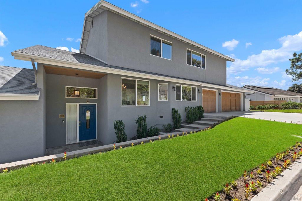 7901 Avenida Kirjah