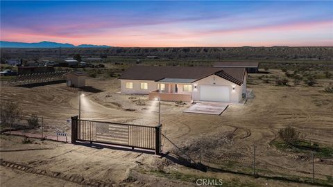 Photo of 24548 Ledbury Rd, Oro Grande, CA 92368 (MLS # HD26043637)