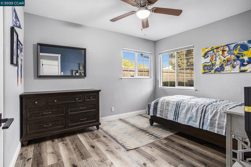 SHERMAN ACRE - Residential