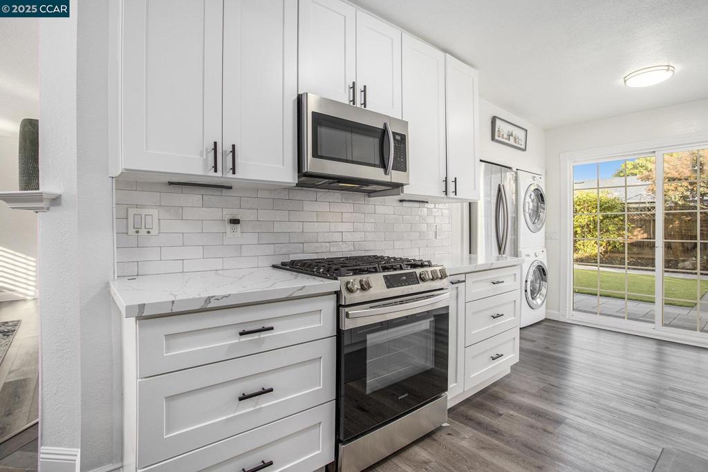 SHERMAN ACRE - Residential