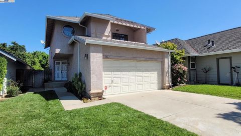 2863 El Capitan Dr Pleasanton CA 94566