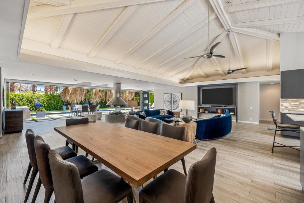 580 W Panga Way 2