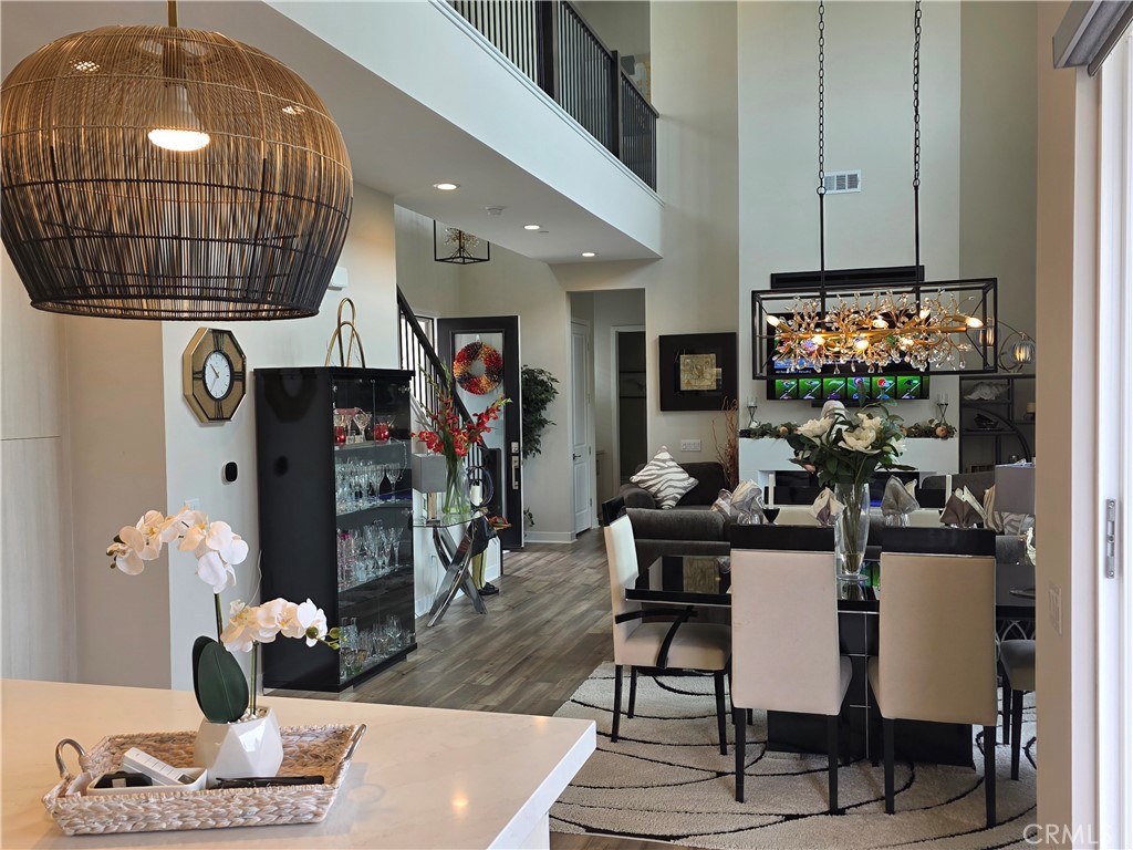 Properties 2 291 Fremont