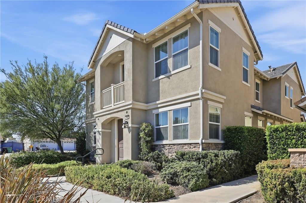 6912 Ivy Drive
