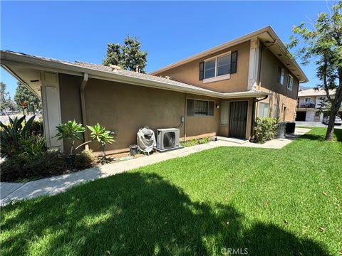 Photo of 989 W Sierra Madre Ave, Azusa, CA 91702 (MLS # CV26160882)
