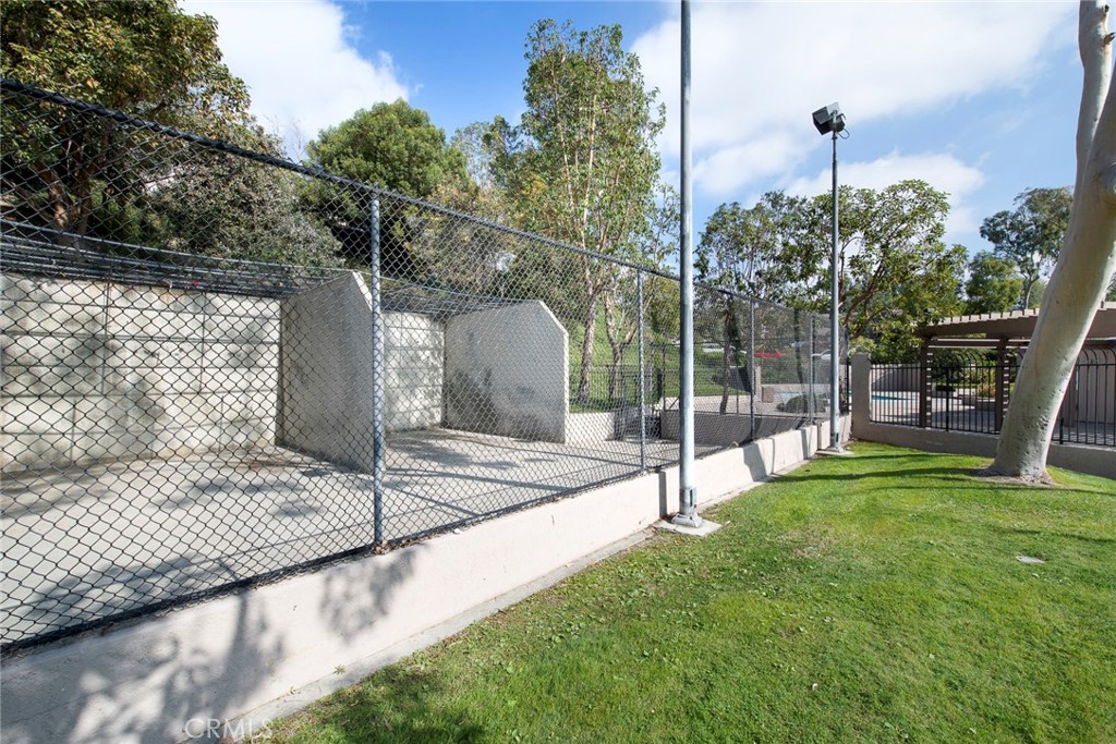 Fairmont Hill (FRHL) - Residential