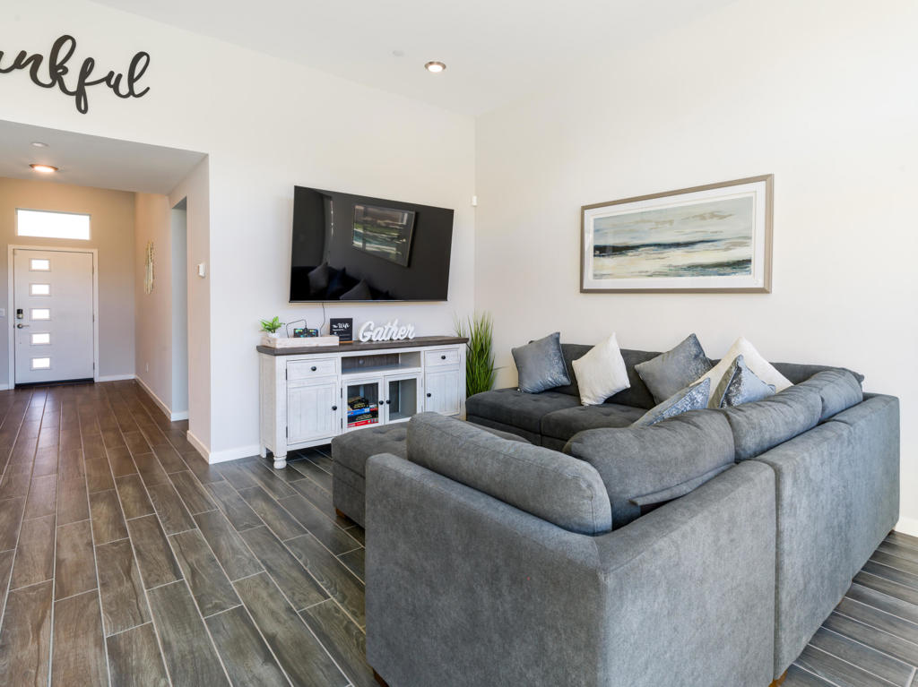 RANCHO BUENA VISTA - Residential