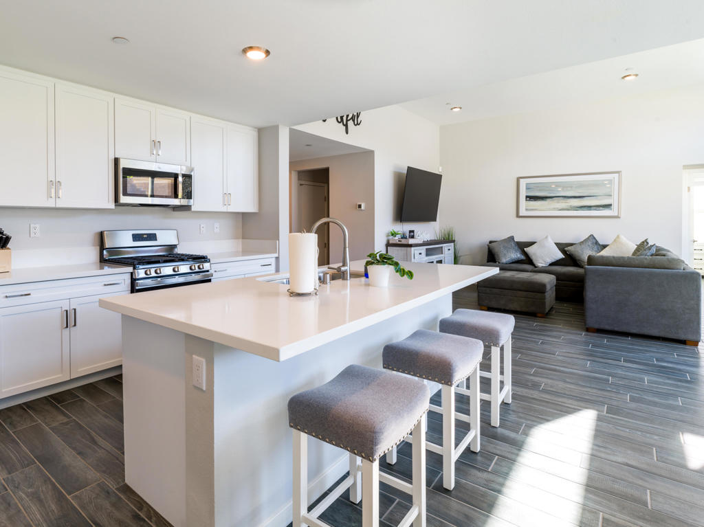 RANCHO BUENA VISTA - Residential