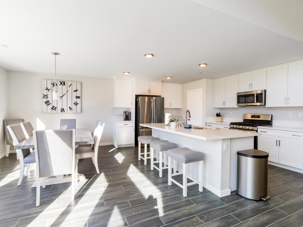 RANCHO BUENA VISTA - Residential