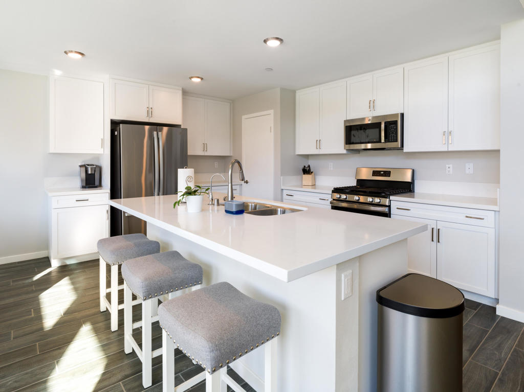 RANCHO BUENA VISTA - Residential