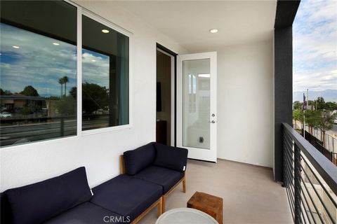 Tiny photo for 9522 Hannah Way, Riverside, CA 92503 (MLS # CV26087362)