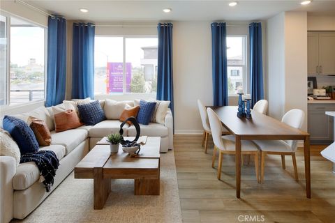 Tiny photo for 9522 Hannah Way, Riverside, CA 92503 (MLS # CV26087362)