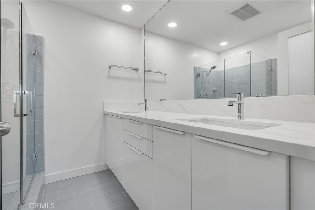 North Laguna (NL) - Residential Lease