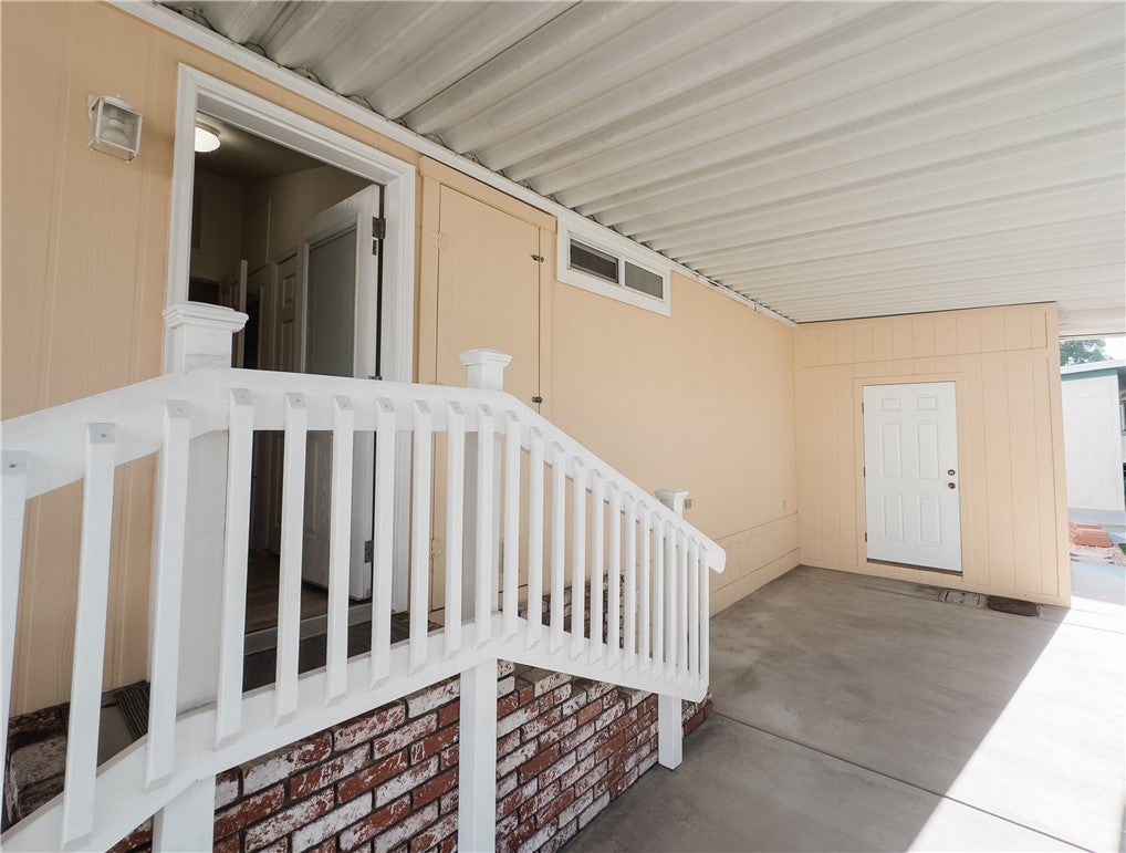 810 Eucalyptus Lane
