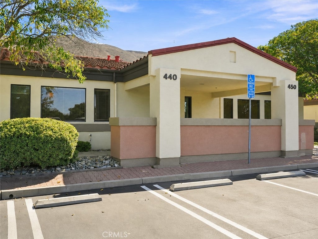 1551 Bishop 440