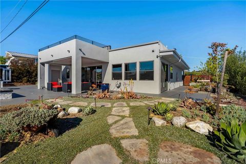 Tiny photo for 895 Via Ondulando, Ventura, CA 93003 (MLS # SR26048199)