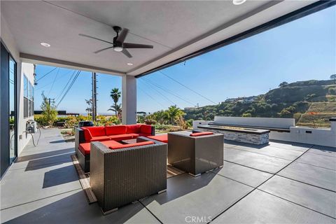 Tiny photo for 895 Via Ondulando, Ventura, CA 93003 (MLS # SR26048199)