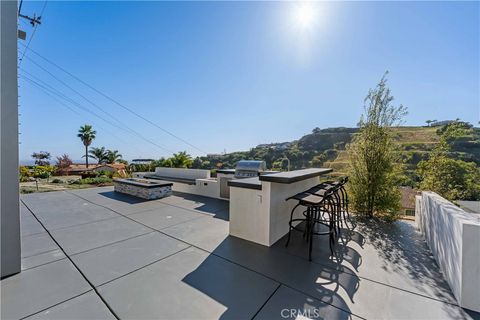 Tiny photo for 895 Via Ondulando, Ventura, CA 93003 (MLS # SR26048199)