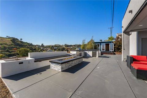 Tiny photo for 895 Via Ondulando, Ventura, CA 93003 (MLS # SR26048199)