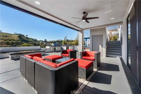 Tiny photo for 895 Via Ondulando, Ventura, CA 93003 (MLS # SR26048199)