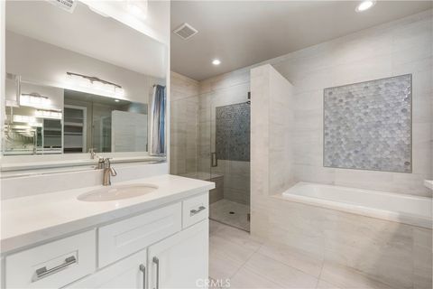 Tiny photo for 895 Via Ondulando, Ventura, CA 93003 (MLS # SR26048199)